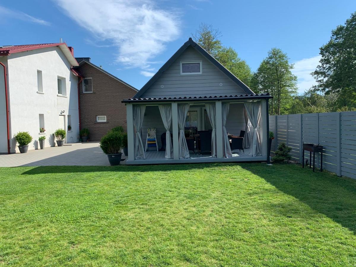 Vila Renata Laure Palanga Eksteriør bilde